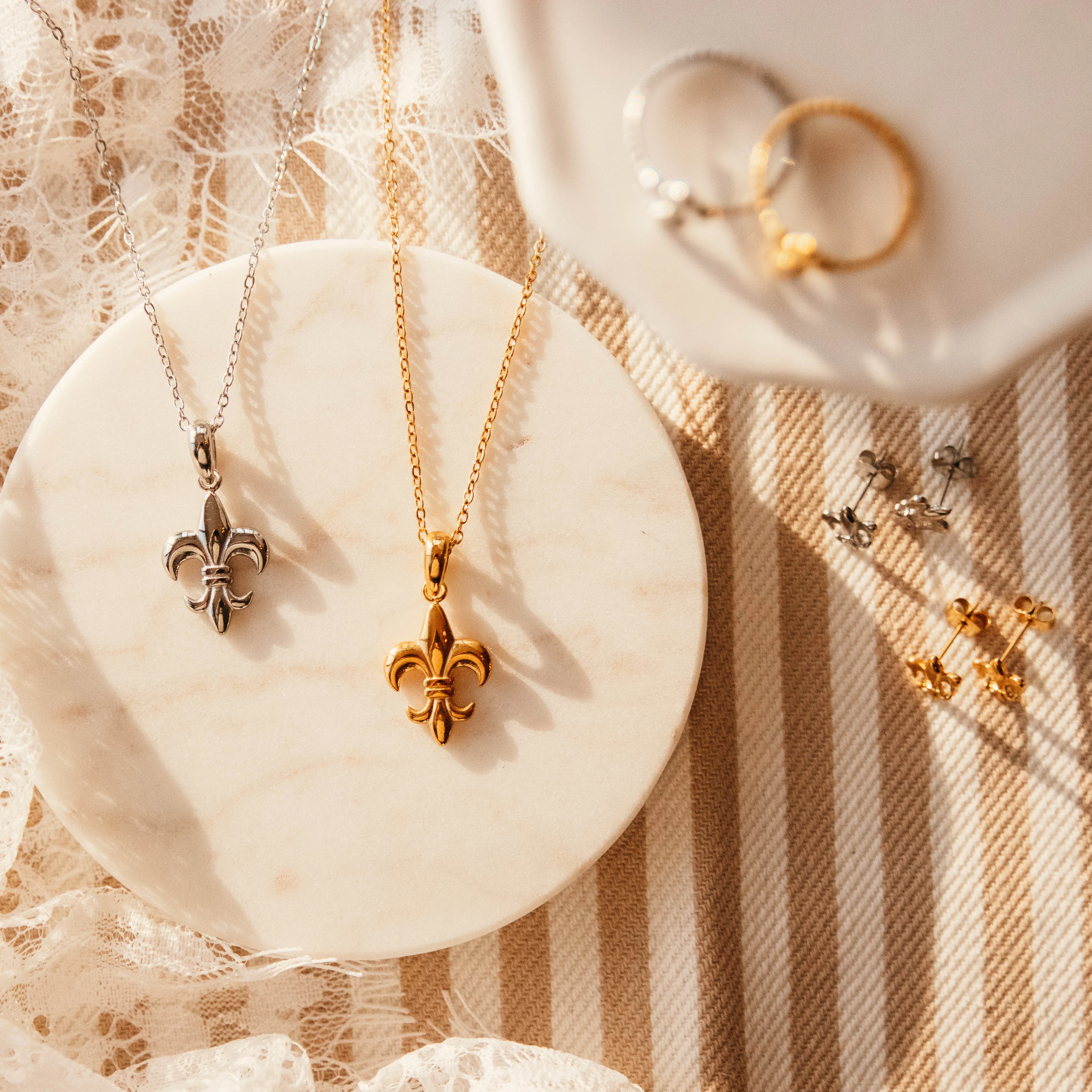 Fleur de Lis | Necklace - Image 7