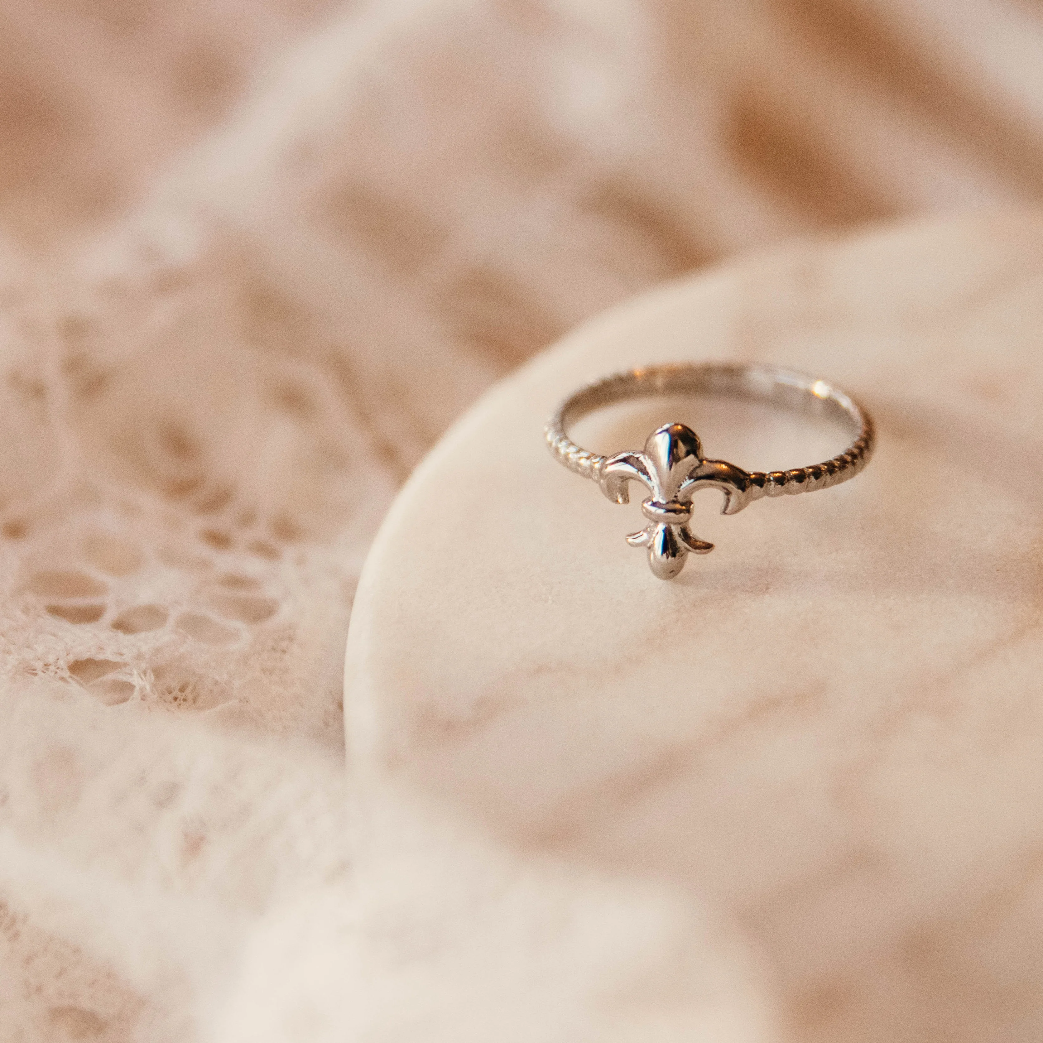 Fleur de Lis | Ring - Image 7