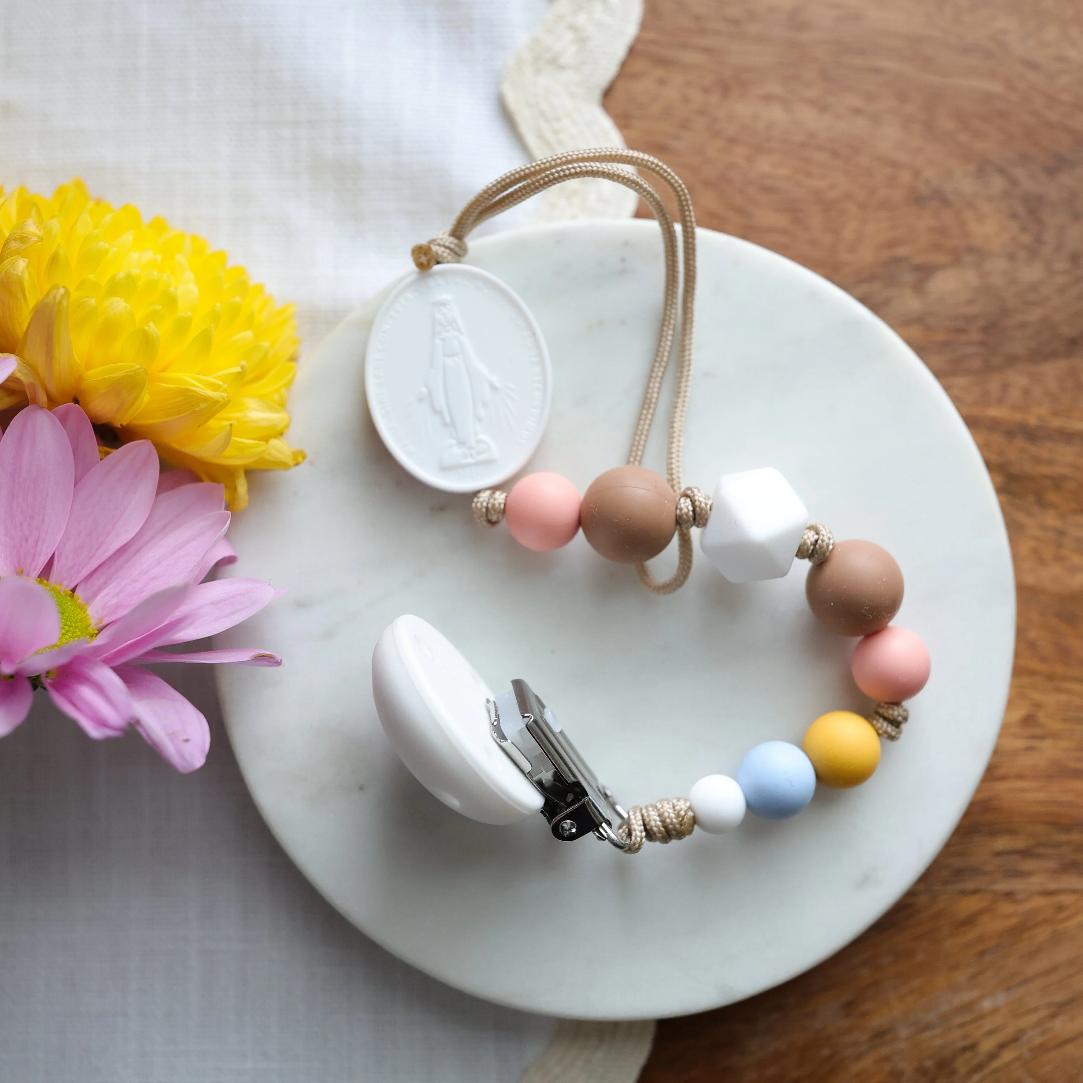 Noah | Silicone Pacifier Clip - Image 5